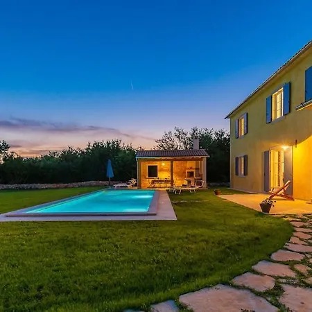 Casita By Istrialux *